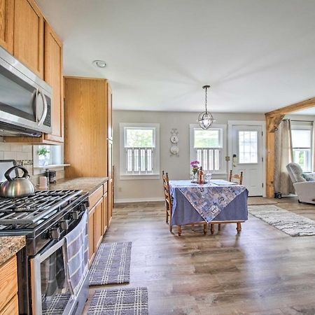 Charming East Boothbay Cottage With Large Yard! 외부 사진